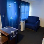 船屋 格拉西亚船上酒店 3*