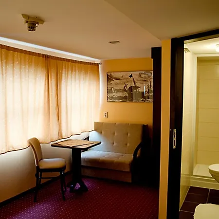 보트호텔 그라치아 3*