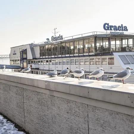 Gracia 3* Pressburg