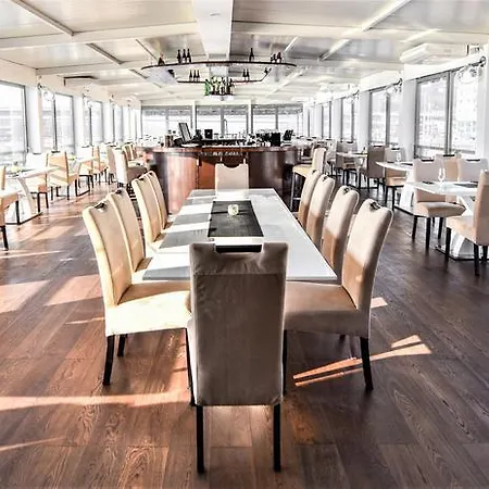 보트호텔 그라치아 3*