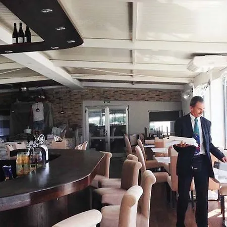 船上ホテル ボテル グラシア 3*