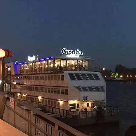 Gracia 3*