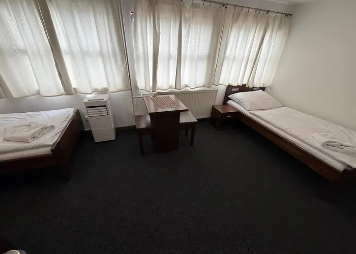 Πλωτό κατάλυμα Gracia