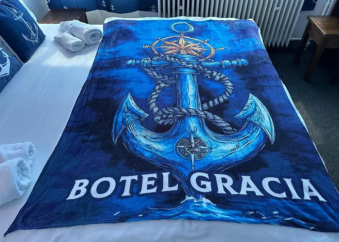 Πλωτό κατάλυμα Gracia