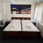 Gracia Úszó hotel Pozsony